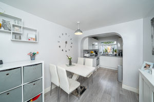 KITCHEN/DINER- click for photo gallery